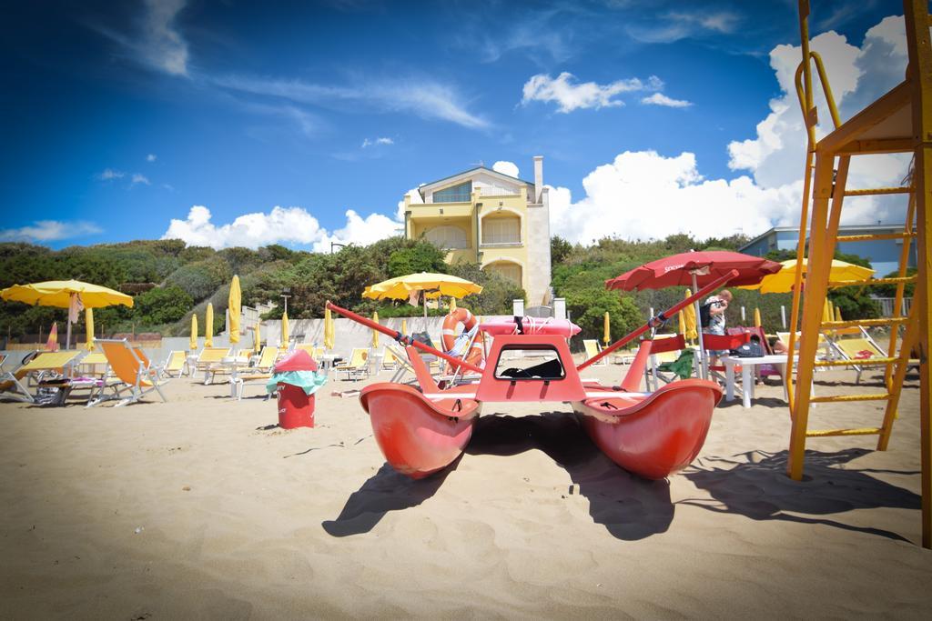 Hotel Villa Denia San Vincenzo Luaran gambar